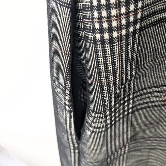 Women's Apt. 9® Sleeveless Button Accent Sheath Dress - Picture 4 of 9